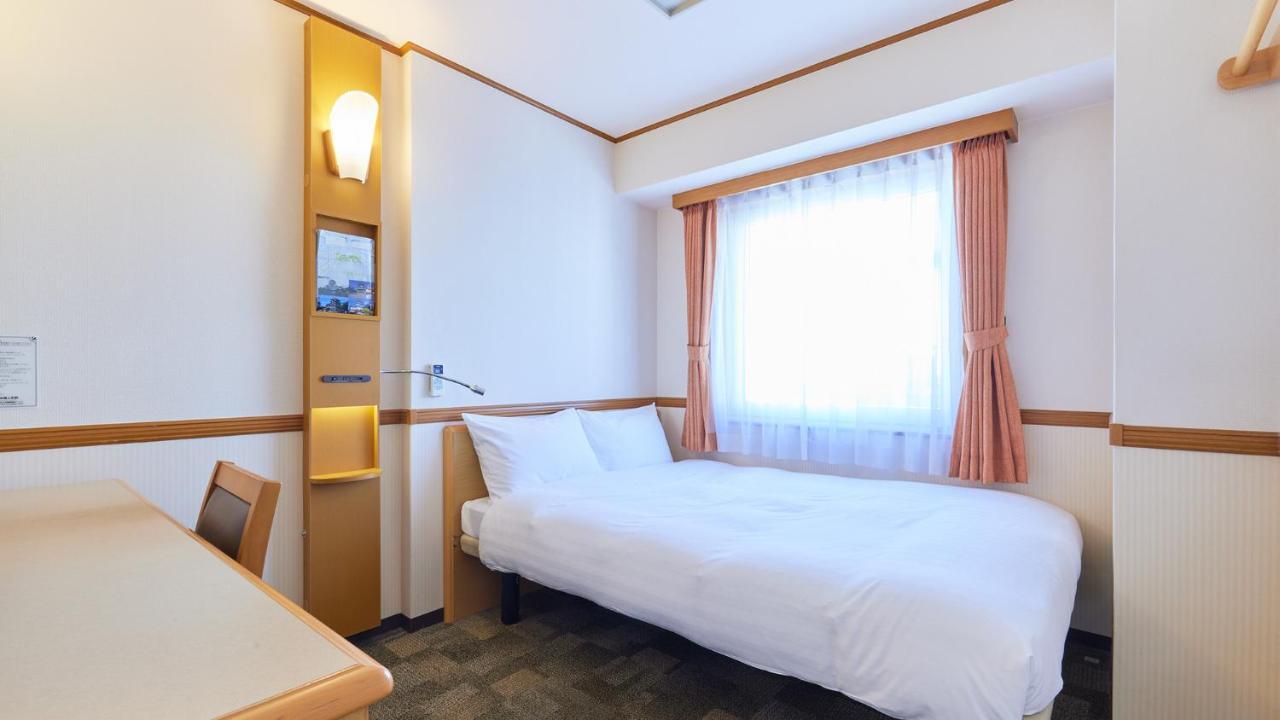 Toyoko Inn Tokyo Monzen-Nakacho Eitaibashi Екстер'єр фото