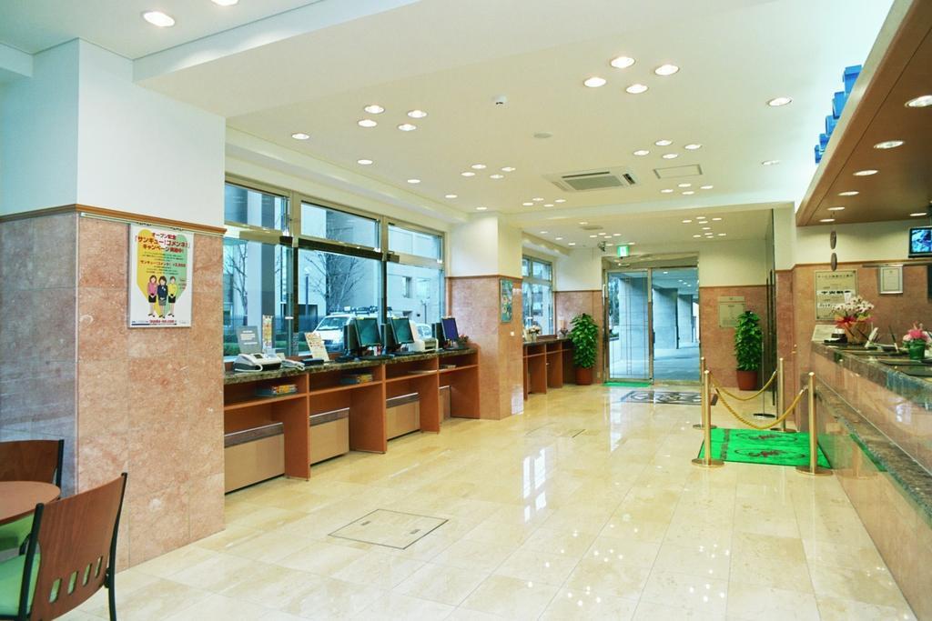 Toyoko Inn Tokyo Monzen-Nakacho Eitaibashi Екстер'єр фото